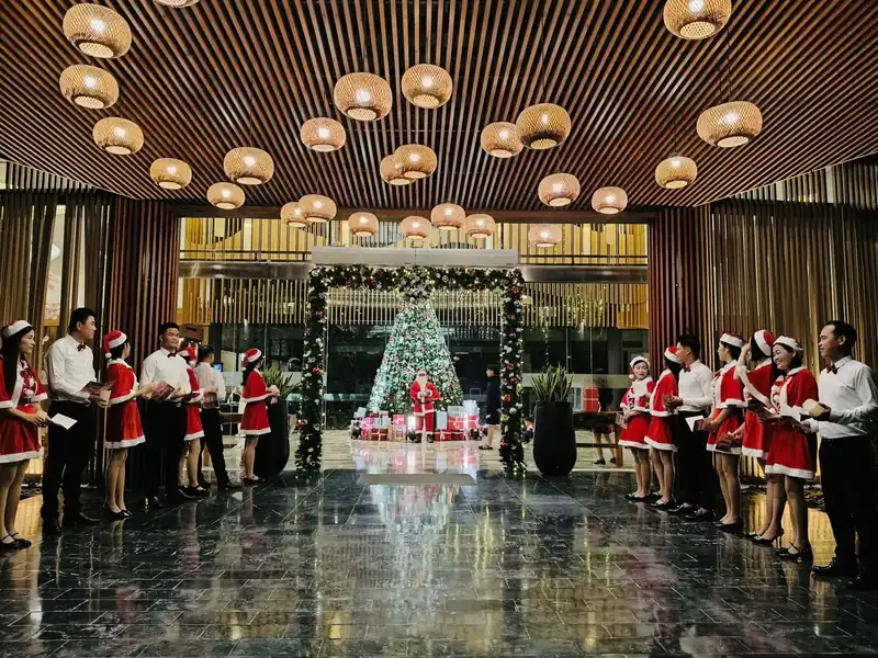 Giáng sinh 2026 ở Serena Kim Bôi: giá đêm 24/12, ngâm khoáng